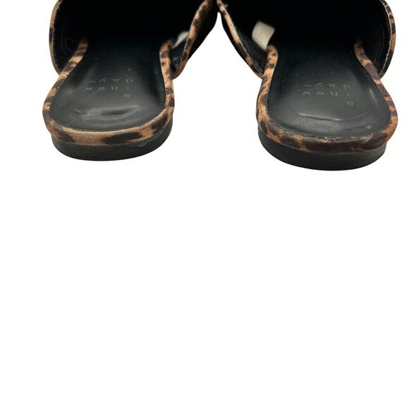 A New Day Women's Brown Suede Leopard Print Slip On Mules Size 7.5 - Picture 9 of 11